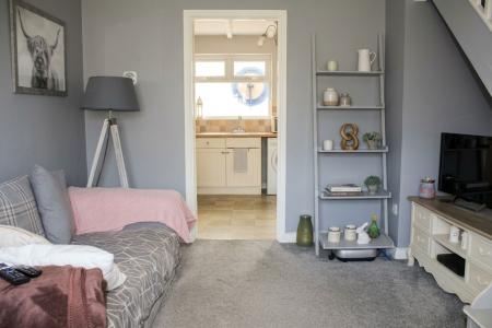 2 bedroom End of terrace house for sale in Elwes Street, Brigg, DN20