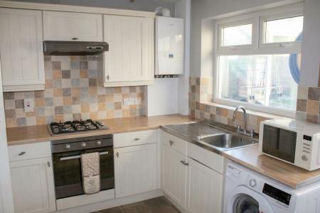 2 bedroom End of terrace house for sale in Elwes Street, Brigg, DN20