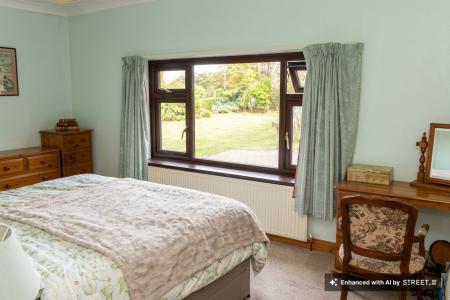 3 bedroom Detached bungalow for sale in Ermine Street, Scawby, DN20