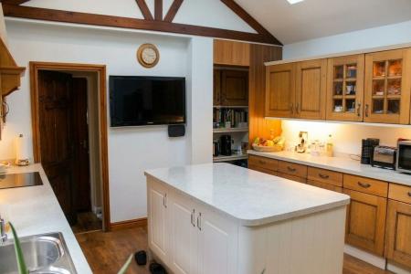 3 bedroom Detached bungalow for sale in Ermine Street, Scawby, DN20