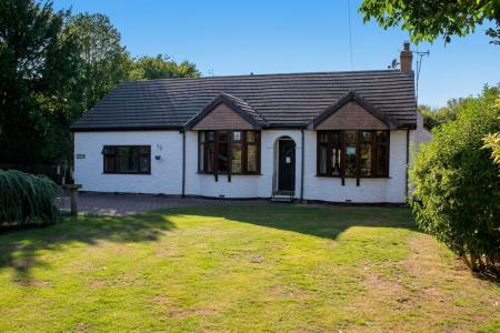 3 bedroom Detached bungalow for sale in Ermine Street, Scawby, DN20
