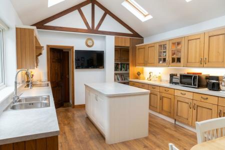 3 bedroom Detached bungalow for sale in Ermine Street, Scawby, DN20