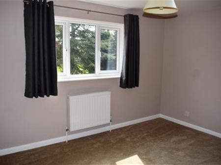 2 bedroom Semi-detached house to let in School Lane, Bonby, DN20