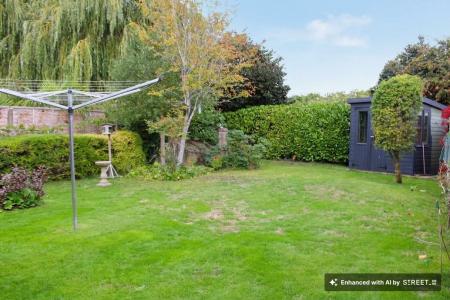 2 bedroom Detached bungalow for sale in Kings Avenue, Brigg, DN20