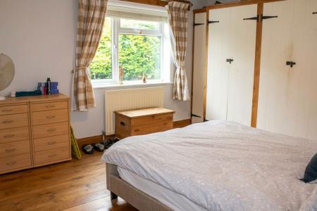 2 bedroom Detached bungalow for sale in Kings Avenue, Brigg, DN20