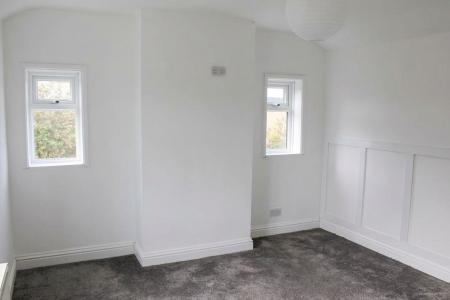 5 bedroom Semi-detached house for sale in Grange Cottages, Croxton, Ulceby, DN396YD