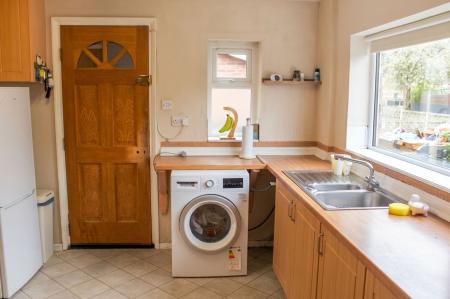 3 bedroom Semi-detached house for sale in Highfield Grove, Brigg, DN20