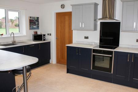 3 bedroom Semi-detached bungalow for sale in Francis Gardens, Scawby, DN20