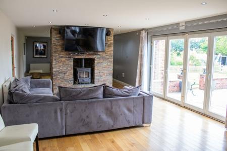 4 bedroom Detached house for sale in Croxton, Ulceby, DN39