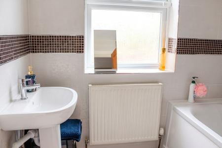 4 bedroom Detached house for sale in Croxton, Ulceby, DN39