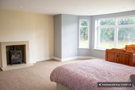 4 bedroom Detached house for sale in Croxton, Ulceby, DN39