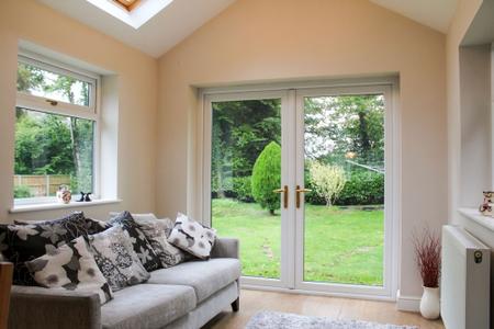 4 bedroom House for sale in Kirton Road, Greetwell, DN20