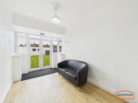 2 bedroom Semi-detached bungalow for sale in Coppice Crescent, Brownhills, WS8