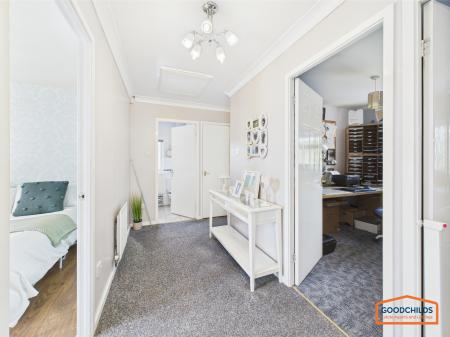 4 bedroom Detached house for sale in Fairburn Crescent, Pelsall, WS3