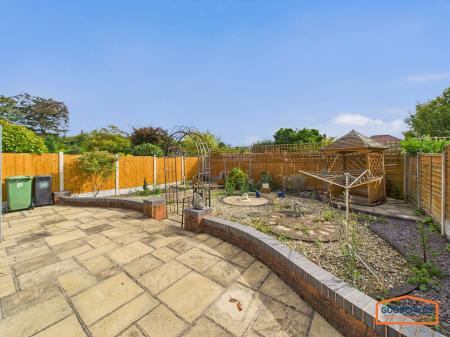 3 bedroom Detached bungalow for sale in Hallcroft Way, Aldridge, WS9