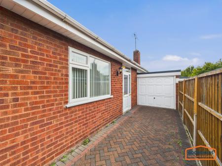 3 bedroom Detached bungalow for sale in Hallcroft Way, Aldridge, WS9