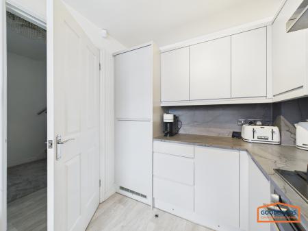 3 bedroom Semi-detached house for sale in Hay Grove, Brownhills, WS8