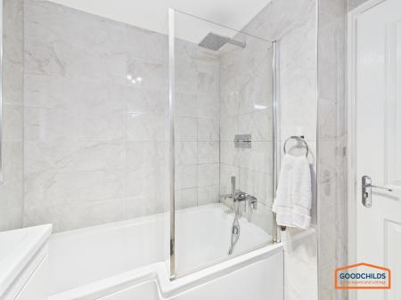 3 bedroom Semi-detached house for sale in Hay Grove, Brownhills, WS8