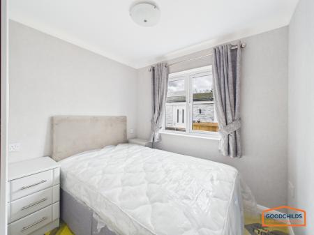1 bedroom Park home for sale in Lichfield Road, Brownhills, WS8