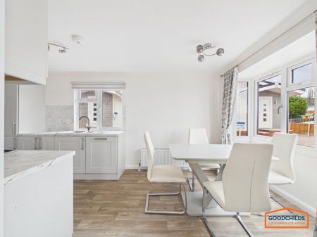 1 bedroom Park home for sale in Lichfield Road, Brownhills, WS8