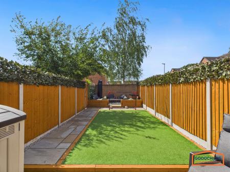 2 bedroom Terraced House for sale in Silver Street, Brownhills, WS8