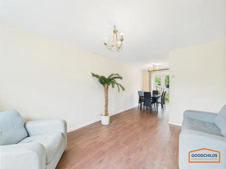 3 bedroom Semi-detached house to let in Cherwell Drive, Brownhills, WS8