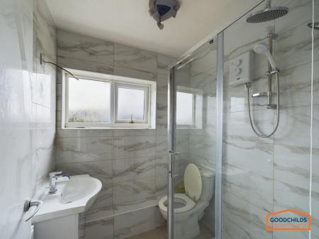 3 bedroom Semi-detached house to let in Cherwell Drive, Brownhills, WS8