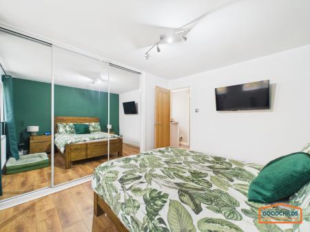 3 bedroom Semi-detached house for sale in Rischale Way, Rushall, WS4