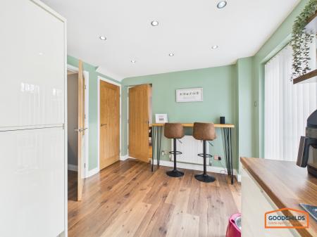 3 bedroom Semi-detached house for sale in Rischale Way, Rushall, WS4