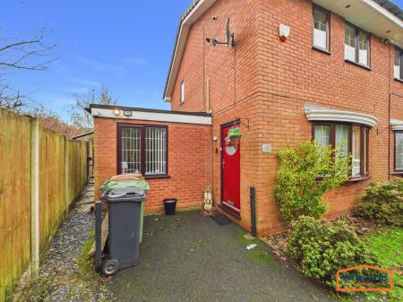 3 bedroom Semi-detached house for sale in Rischale Way, Rushall, WS4