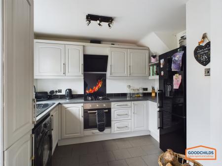 2 bedroom Semi-detached house for sale in Clarendon Road, Shelfield, WS4