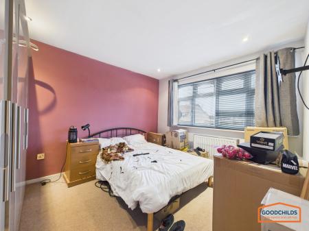 3 bedroom End of terrace house for sale in Cherwell Drive, Brownhills, WS8