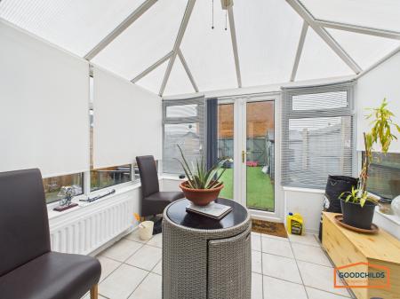 3 bedroom End of terrace house for sale in Cherwell Drive, Brownhills, WS8