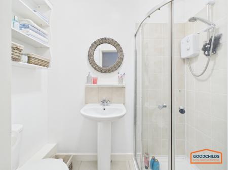 2 bedroom Semi-detached house for sale in Hednesford Road, Brownhills, WS8