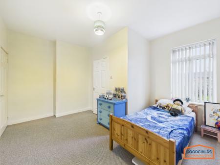 2 bedroom Semi-detached house for sale in Hednesford Road, Brownhills, WS8