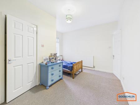 2 bedroom Semi-detached house for sale in Hednesford Road, Brownhills, WS8