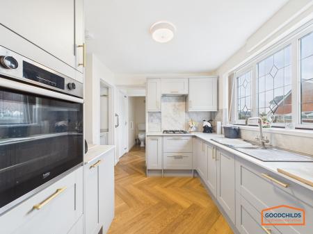 5 bedroom Semi-detached house for sale in Canterbury Close, Pelsall, WS3