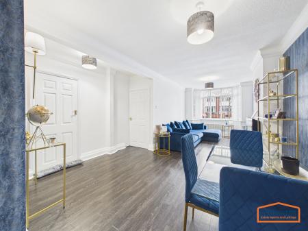 3 bedroom Semi-detached house for sale in Broad Lane South, Wolverhampton, WV11