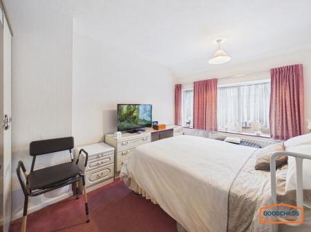 3 bedroom Semi-detached house for sale in Valley View, Brownhills, WS8