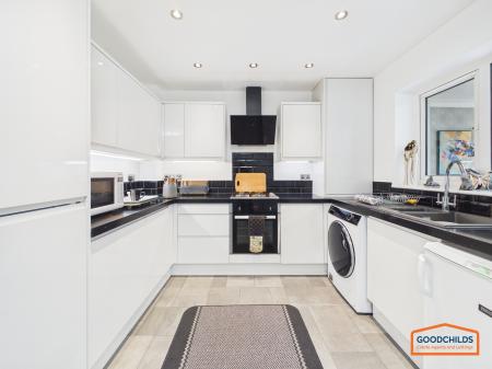 3 bedroom Semi-detached house for sale in Howdles Lane, Walsall, WS8