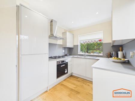 2 bedroom Semi-detached house for sale in Catshill Road, Brownhills, WS8