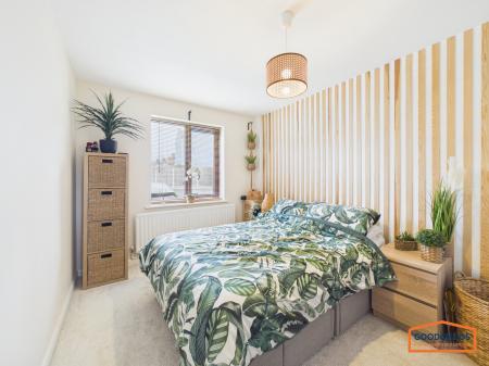 2 bedroom Apartment for sale in Sadlers Mill, Brownhills, WS8