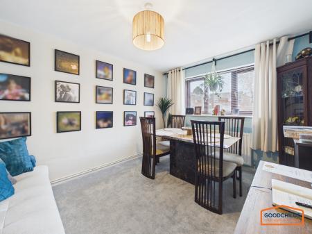 2 bedroom Apartment for sale in Sadlers Mill, Brownhills, WS8