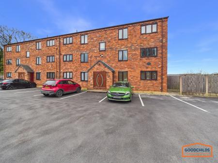 2 bedroom Apartment for sale in Sadlers Mill, Brownhills, WS8