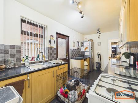 3 bedroom Terraced House for sale in Lichfield Road, Brownhills, WS8
