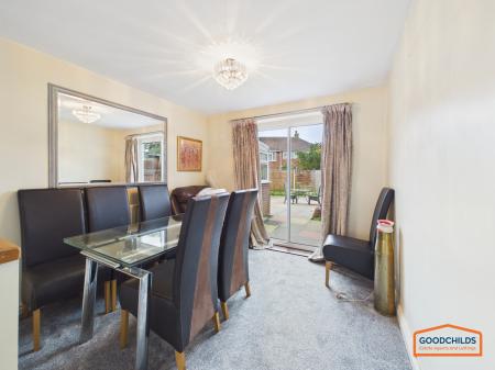 5 bedroom Terraced House for sale in Shireview Road, Pelsall, WS3