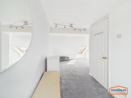 5 bedroom Terraced House for sale in Shireview Road, Pelsall, WS3