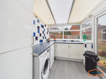 5 bedroom Terraced House for sale in Shireview Road, Pelsall, WS3