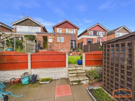 3 bedroom Link detached house for sale in Whitehorse Road, Brownhills, WS8