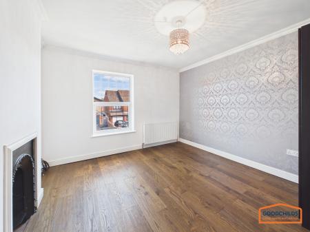 3 bedroom Semi-detached house for sale in Hednesford Road, Brownhills, WS8